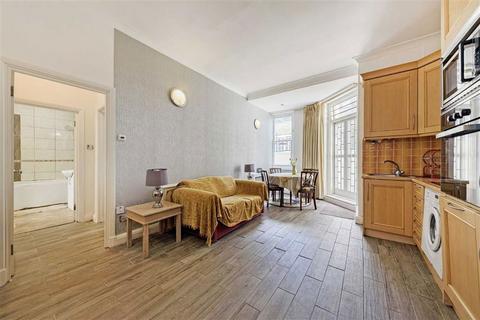 Queen's Gate, London SW7