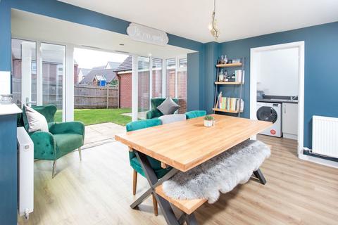 4 bedroom detached house for sale, Gleneagles Road, Corby NN17