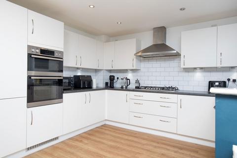 4 bedroom detached house for sale, Gleneagles Road, Corby NN17
