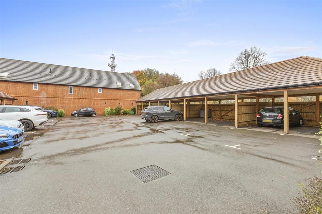 Flat 39 Aspen Rd, HP10 9 FA-15.jpg