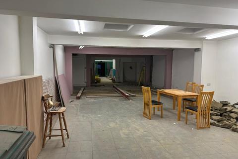 Retail property (high street) to rent, 66 Turnpike Ln London N8 0PR