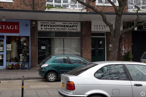 Retail property (high street) to rent, Park Rd London N8 8JR