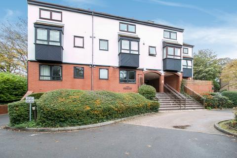Hamilton Court, 13-15 Wellington Road, Bournemouth, BH8