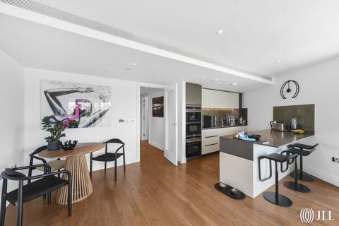 3 bedroom flat for sale, Riverlight Quay London SW11
