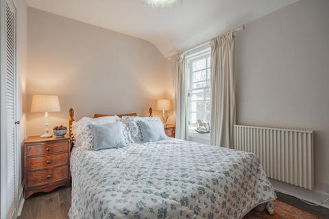 1 bedroom flat for sale, West Crosscauseway, Edinburgh, EH8