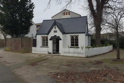 undefined, Willow Grove, London, E13