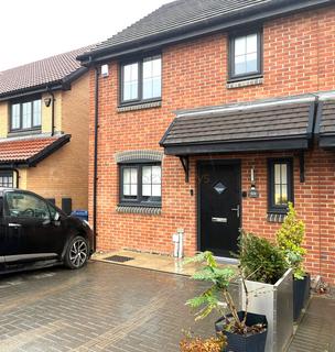 3 bedroom semi-detached house to rent, Whitworth Road, Newcastle Upon Tyne