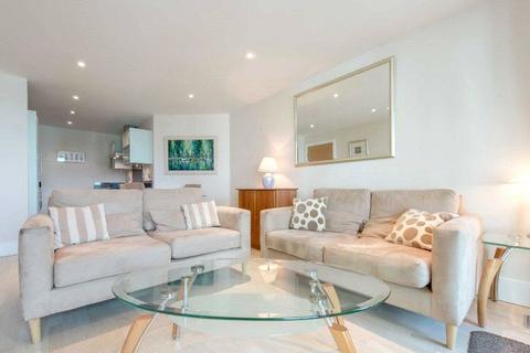 2 bedroom apartment for sale, St. George Wharf, London, SW8