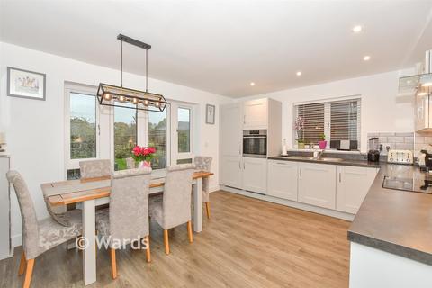 undefined, The Bentletts, Maidstone ME18