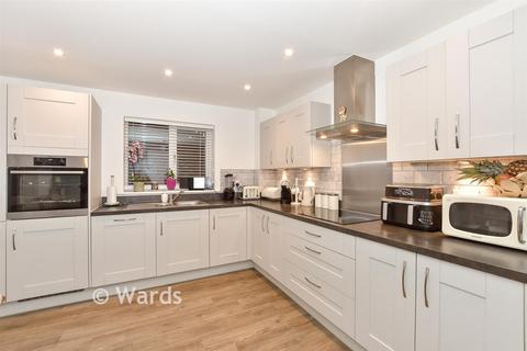 undefined, The Bentletts, Maidstone ME18