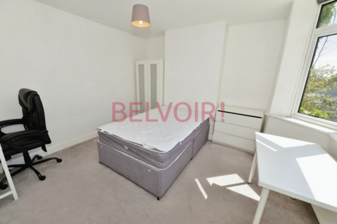 5 bedroom semi-detached house to rent, Burgess Road, Southampton SO16