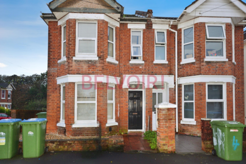 undefined, Burlington Road, Southampton SO15