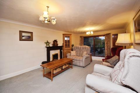 4 bedroom detached house for sale, Pen Y Waun, Cardiff CF15
