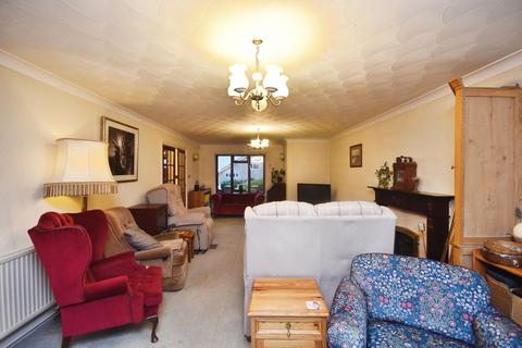 4 bedroom detached house for sale, Pen Y Waun, Cardiff CF15