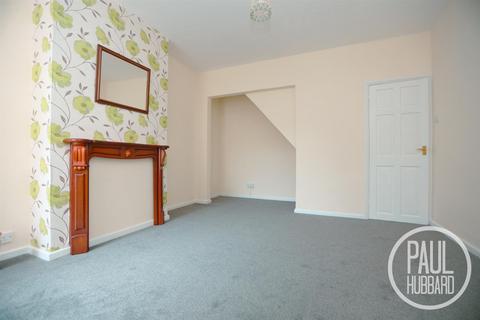 3 bedroom terraced house to rent, Wollaston Road, Lowestoft, NR32