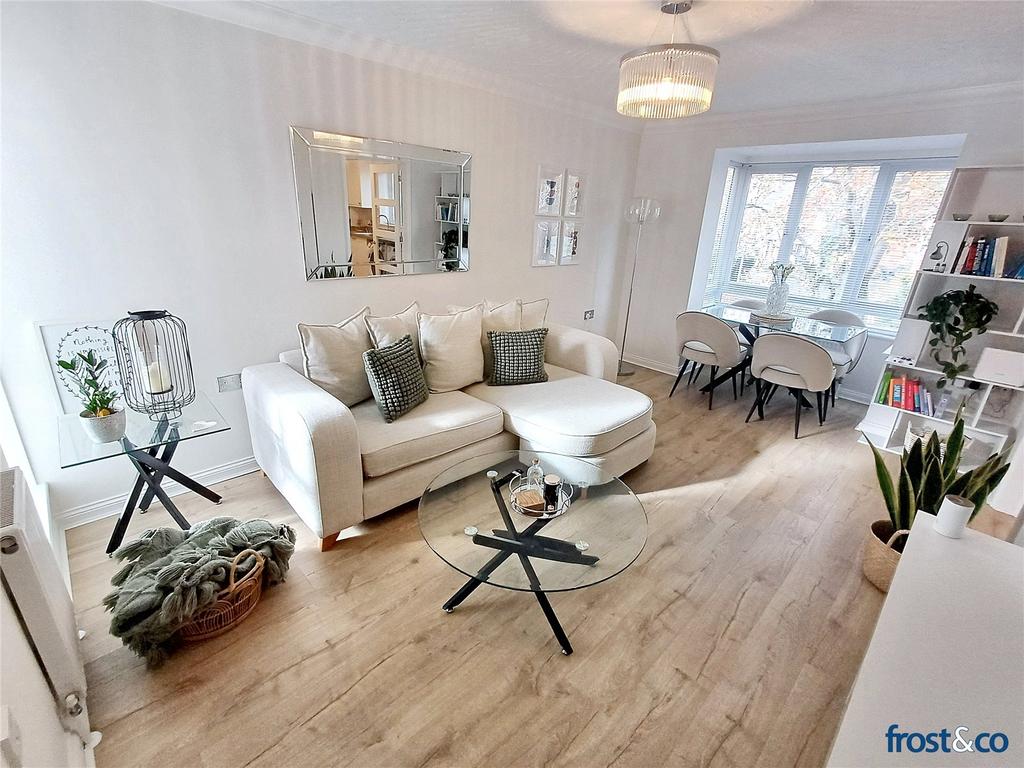 Living/Dining Room