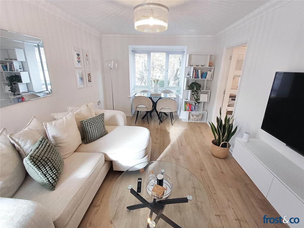 Living/Dining Room