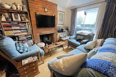 3 bedroom semi-detached house for sale, Churchfields Road, Salisbury SP2
