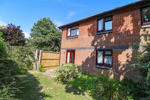 1 bedroom flat for sale, Seafront, Hayling Island