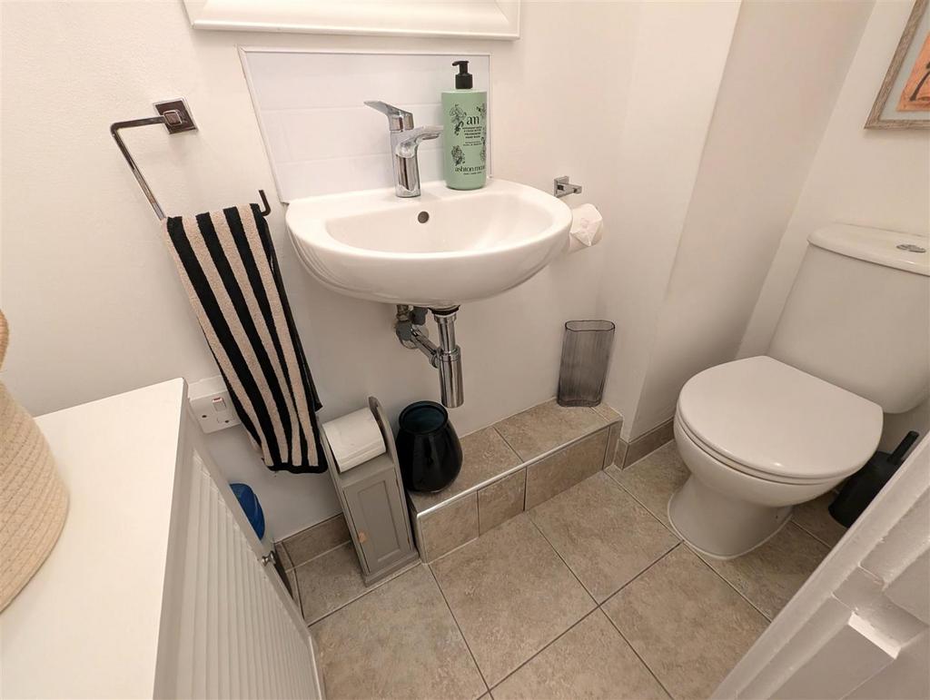 Ground Floor Cloakroom