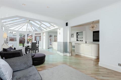 undefined, Beaumont Road, Worthing