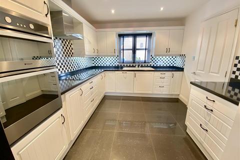 5 bedroom retirement property to rent, La Route Du Mont Mado, St. John, Jersey