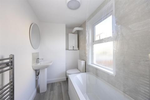 2 bedroom maisonette to rent, Spring Street, Brighton