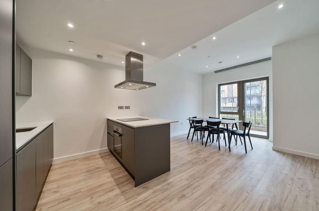 Apartment in London - View 5