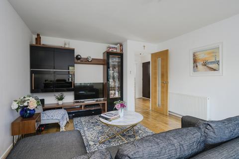 2 bedroom apartment for sale, Gresham Way, London SW19