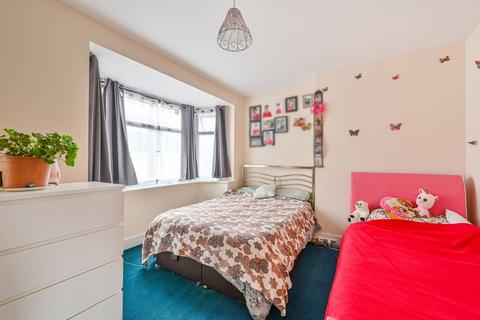 undefined, Gresham Road, Canning Town, London, E16