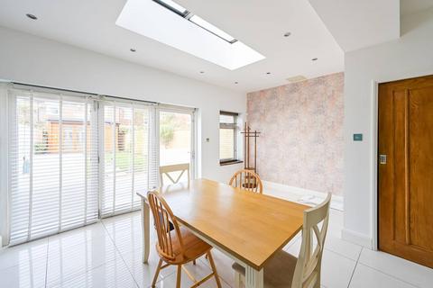 undefined, East Ferry Road, London, Canary Wharf, London, E14