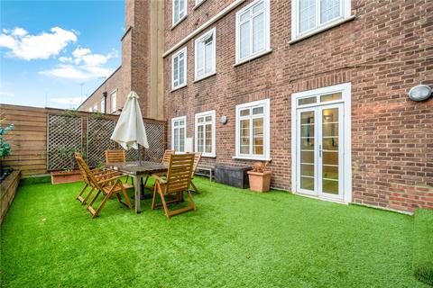 3 bedroom apartment to rent, Inverness Terrace, Bayswater, W2