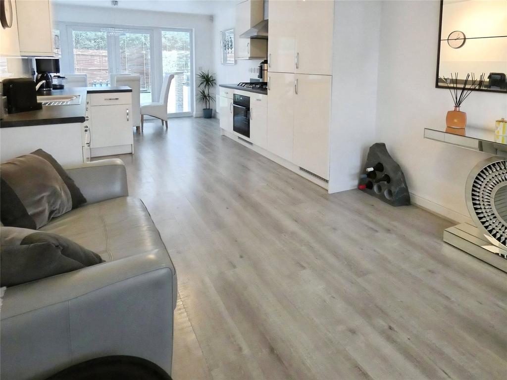 Kitchen Living Area
