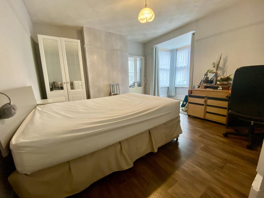 Bed 1 2