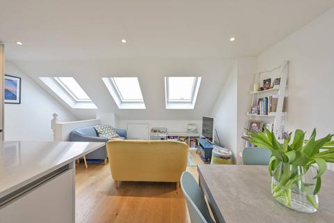undefined, Aston Road, Raynes Park, London, SW20