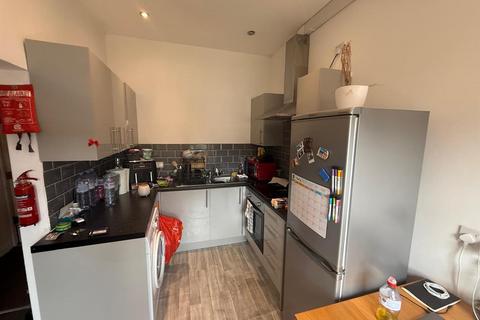 1 bedroom semi-detached house to rent, Flat 5  30 Alexandra Road Haringey London