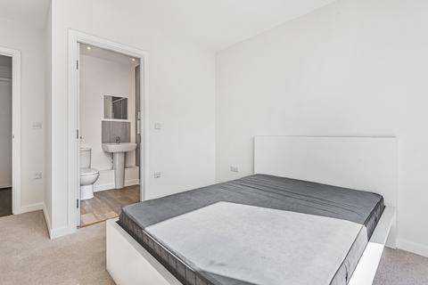 1 bedroom in a house share to rent, Arthur Street Erith DA8