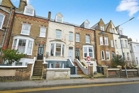 West Cliff Road, Ramsgate, CT11 9NS