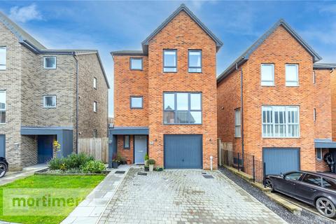 4 bedroom detached house for sale, Hazel Green, Blackburn, Lancashire, BB2