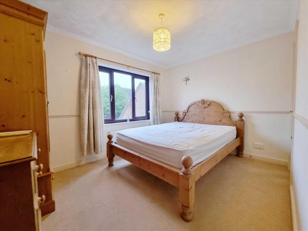 Bedroom 1: