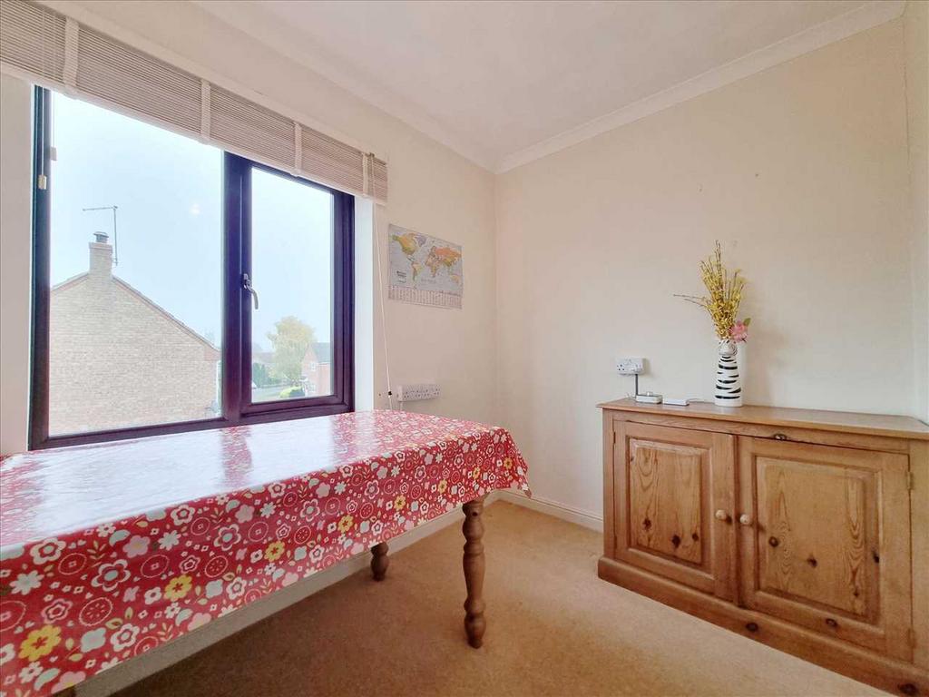 Bedroom 4: