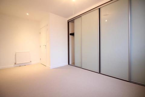 undefined, Bollo Bridge Road, Acton