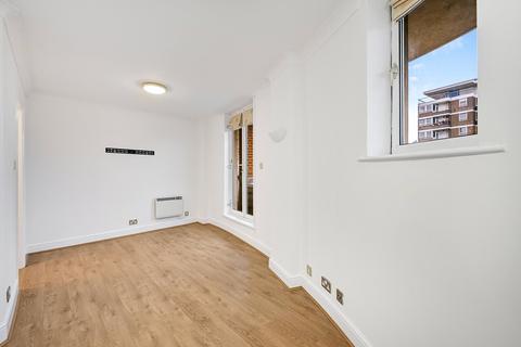 1 bedroom apartment to rent, Stamford Gate House, Chelsea Village, SW6