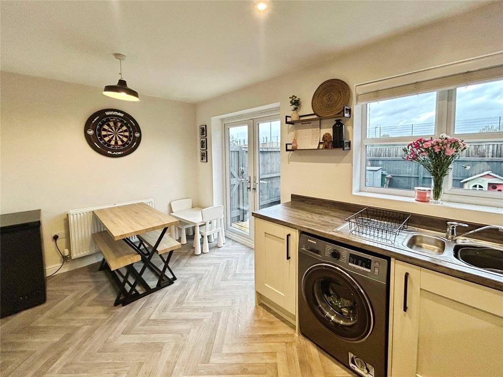 Kitchen/Dining Room