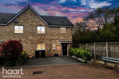 undefined, Maple Drive, Chigwell