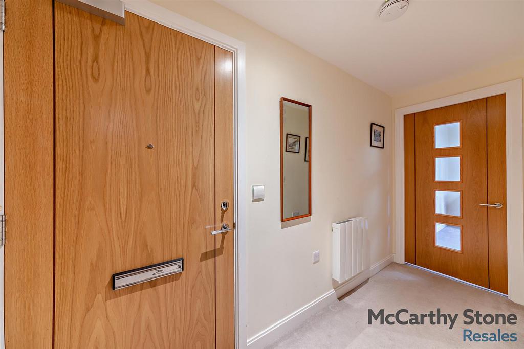 8668352-interior05-800.jpg