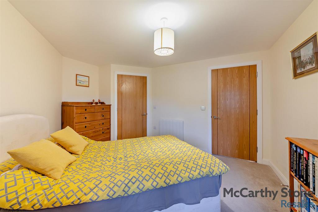 8668352-interior08-800.jpg