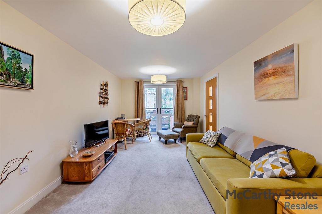 8668352-interior16-800.jpg