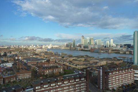 2 bedroom apartment to rent, Oxestalls Road, Deptford SE8