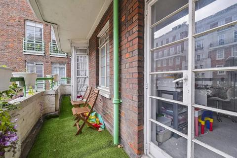 3 bedroom flat to rent, Gloucester Place, London NW1